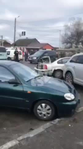 Ukraine armed forces fleeing their position hits a civilian vehicle
