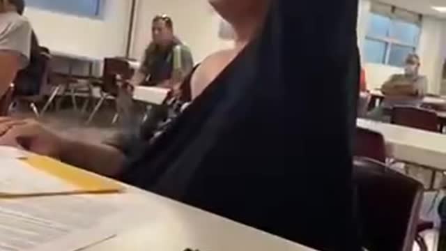 Mother GOES OFF on Illinois School board over Masks & Gene Therapy shots