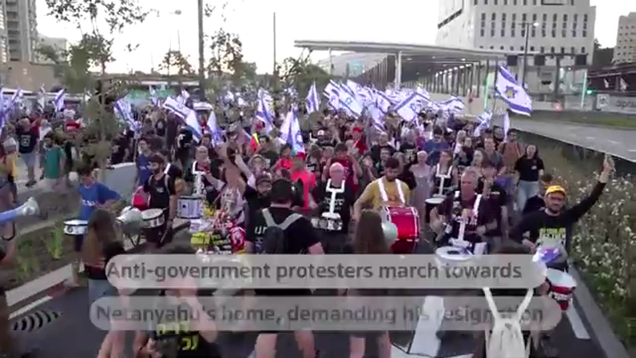 Protesters in Jerusalem demand Benjamin Netanyahu's resignation - REUTERS