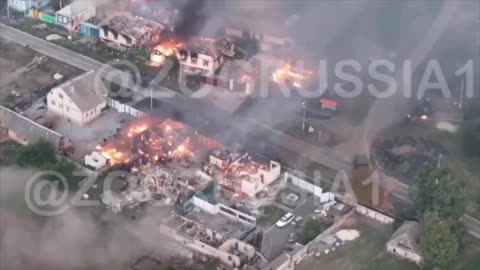 Incredible Battle Between IFVs on the Narrow Streets of a Russian Village