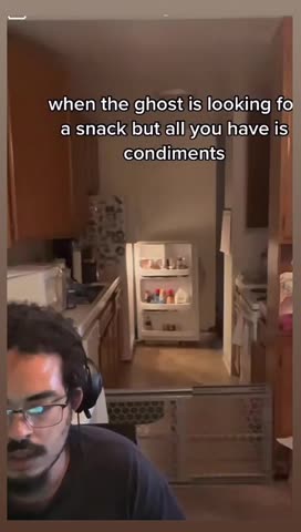 Lol these Jinn kids are hilarious 😆 🧞‍♂️🧞🧞‍♀️ look at them open this guys fridge