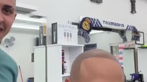 Same barber made my table 😂