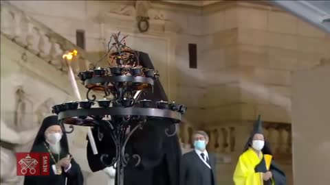 Ereticul Ecumenist Iosif Pop aprinde candelabrul pacii cu LUMANARI calca, Can. 71 Ap. pe 20.10.2020