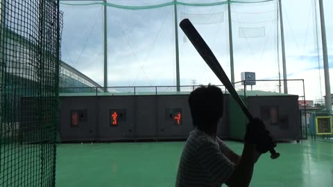 兵庫県 バッティングセンターサージ宝塚店 軟式 ボールコング①