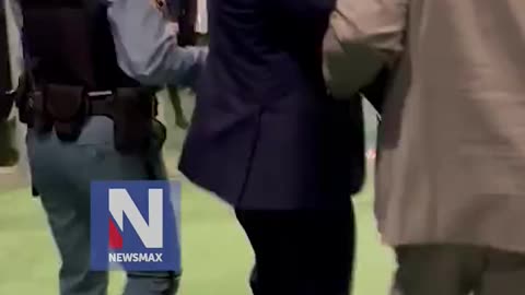 Israeli Ambassador to the U.N. Gilad Erdan being detained last Tuesday, 19th Sept, at U.N. Headquarters.
