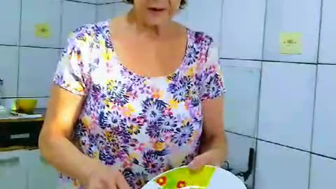 VERY EASY TO MAKE CUCUMBER PICKLES