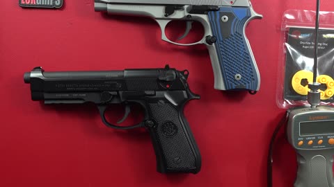 Beretta 96A1 vs. Beretta 96 Inox (.40S&W comparison)