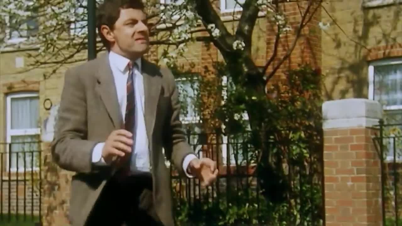 Mr.Bean ! funny video for Enjoy .