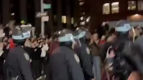 BREAKING NOW: Police have been ordered TO MOVE IN AND ARREST protesting students