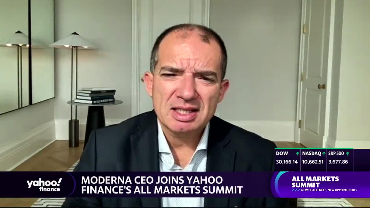 ▶ EXTRAIT-RQ + LIENS parus (18 oct 22) : Moderna CEO admits only the vulnerable need a Covid booster.