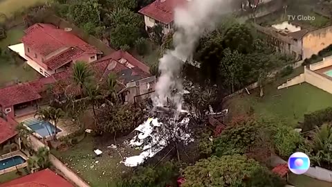 Brazilian plane spins before crashing, killing all 61 on board