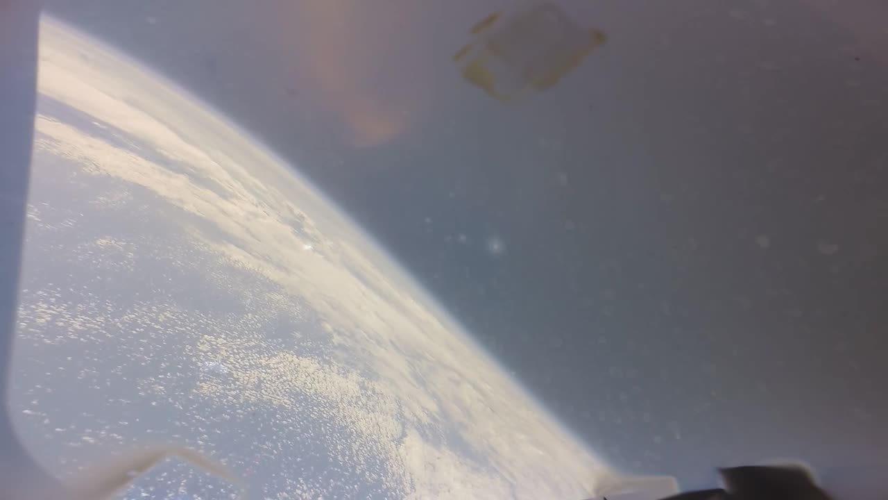 Reentry video as Orion returns from Artemis