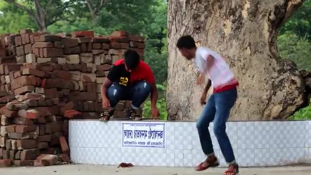 Fake Spider Attack Prank On Public | Big Remote Control Spider Vs Man Prank Video | Try To Not Laugh