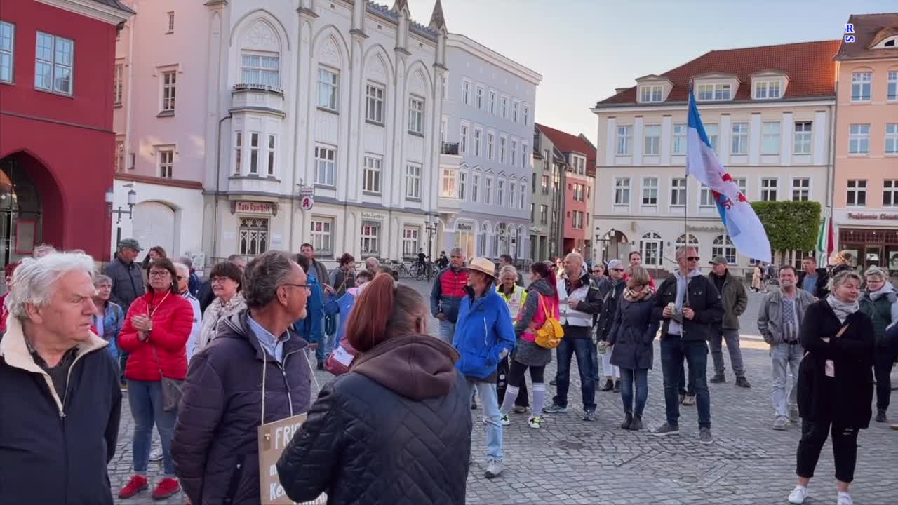 Greifswald: Dieter präsentiert etwas IItalienische Musik 09-05-2022