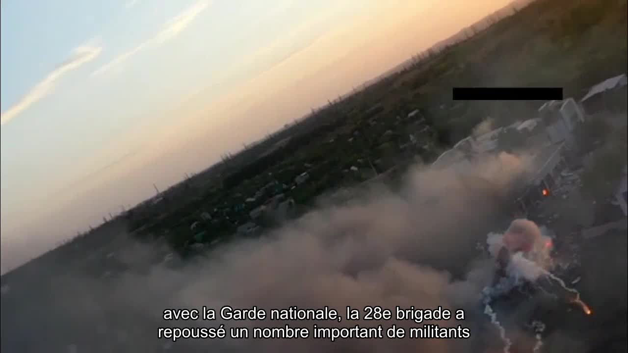 Aux abords de Donetsk, la base du bataillon "Pyatnashka" est en feu, rapporte le chef de l'OVA de L