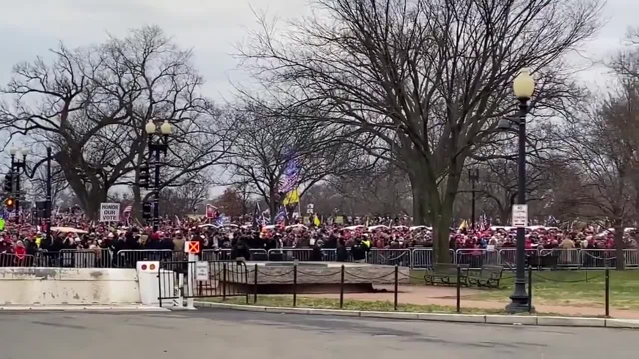 HISTORIC Crowd to support President Trump