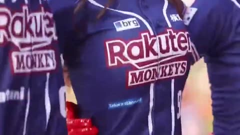 Cheerleader in Rakuten Monkeys Shorts Goes Viral on YouTube Shorts