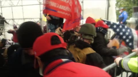 FBI-Issued wardrobe? #RedonRedGlasses still has new Trump hat with plastic hook from store