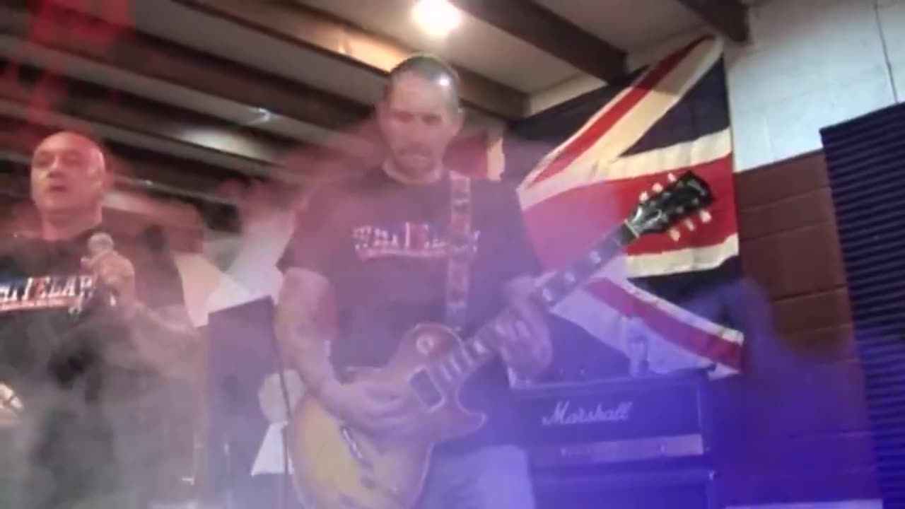 Whitelaw – Mixed Up World