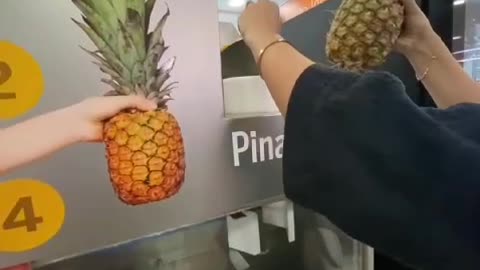 the pineapple machine