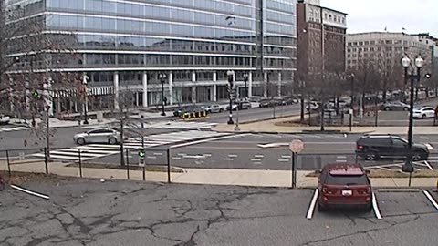 1901LOTS00Lot11SenateParking_2021-01-06_09h15min09s557ms.mp4