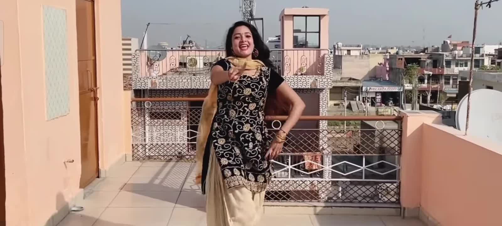 Pani chalke // sapna Chaudhary //Manish Sharma // dance cover by // neelu maurya