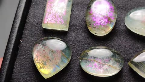 High-Quality Crystal Cabochons Online | Crystal Gemstone