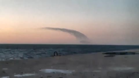 Launching cruise missiles from Russian ships off the coast of temporarily occupied Sevastopol