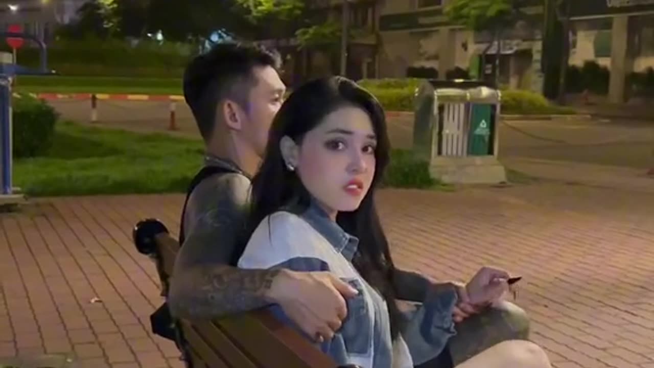 This Girl wants your help.Watch Till End.