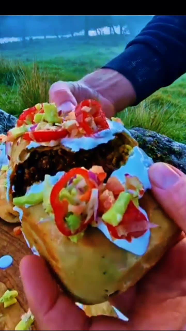 Unbelievable testi this beef rice bun