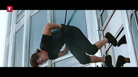 Mission Impossible 4 Climbing Burj Khalifa