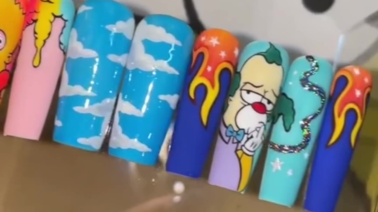 Unglaublich kreative Simpson Kunstwerke ▶2