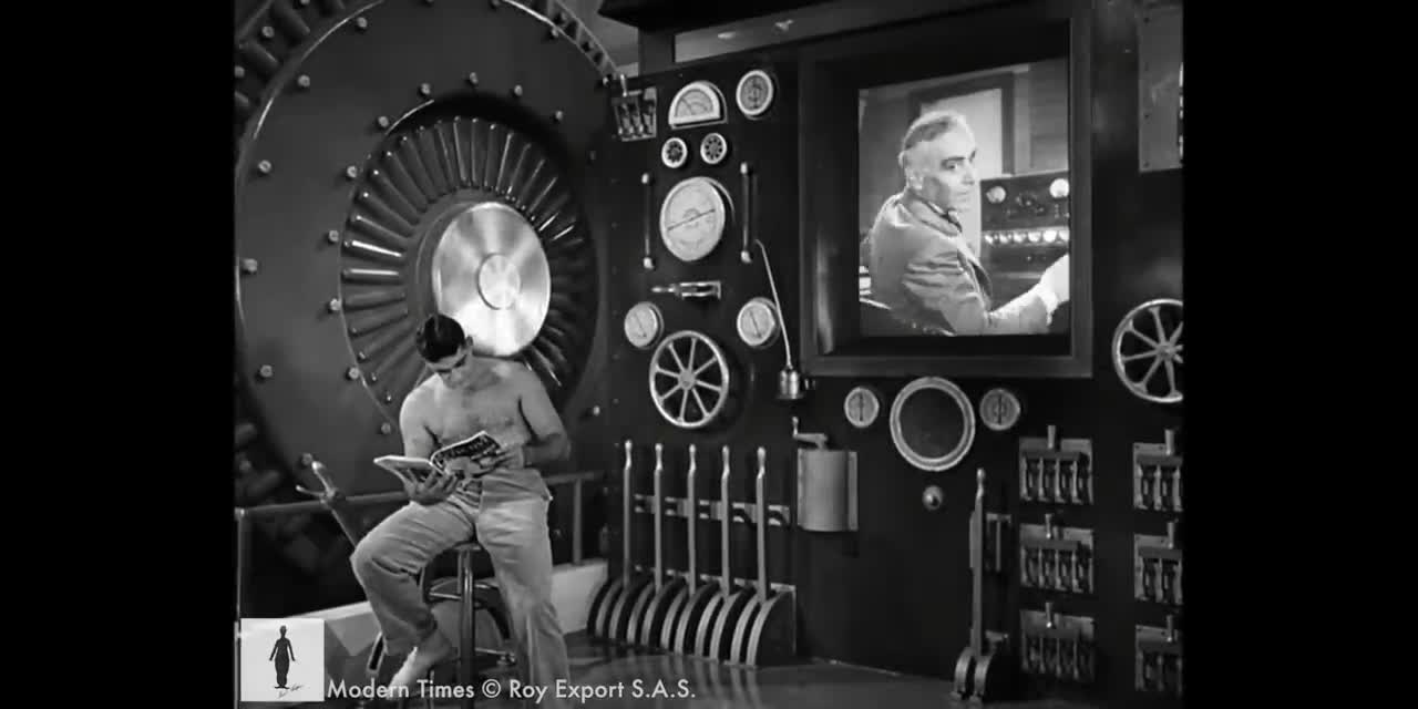 Funny videos Charlie Chaplins in the factory!