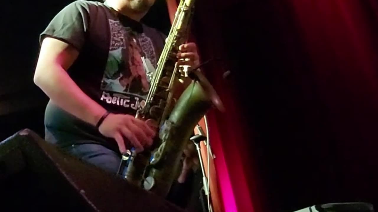 Ernie Chang (Andy Frasco & The U.N.) - LIVE @ Georgia Theater (Short 8)