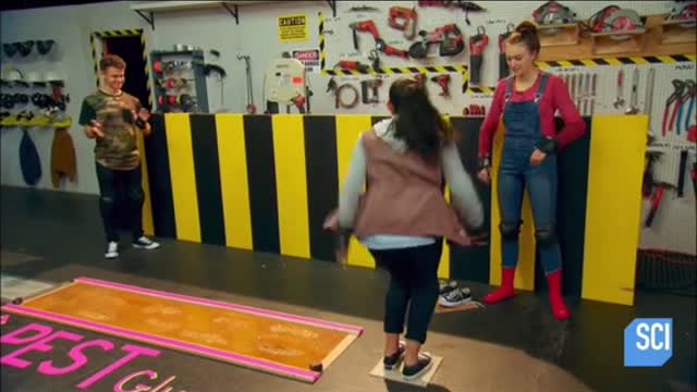 Boy“Tried ”Running on Rodent Sticky Glue