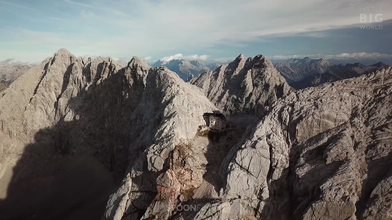 Miniature Mountain Magic_ A Tilt-Shift Journey through Four Seasons in the Alps