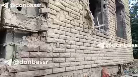 Ukrainian shelling hits Donetsk all day, with civilian victims including this 10-year old girl