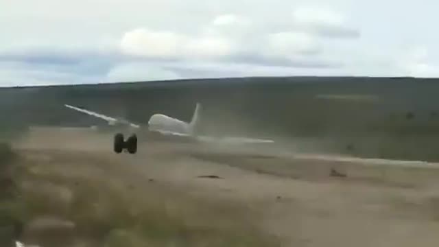 Air Cargo DC-6 Crash Landing