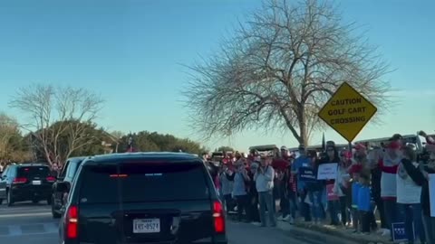 Dan Scavino shows the DJT entrance to Conroe speech, does this look like a former president?