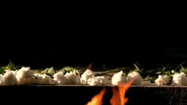 Eine ewige Flamme für 2 Millionen Opfer des Völkermords an den Armeniern
