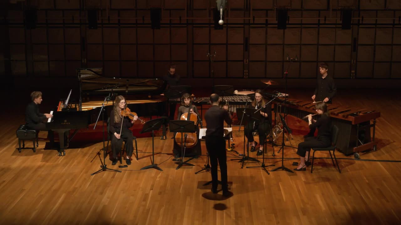 Ensemble Eclat Performs 'sonic rendering ' Of Milky Way's Core .