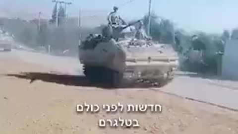 Jordanian tanks move to the border with Israel