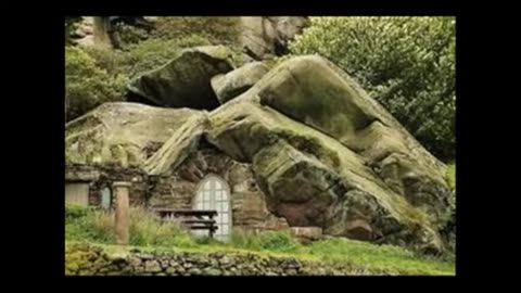 Hollw Earth Entrances Revealed
