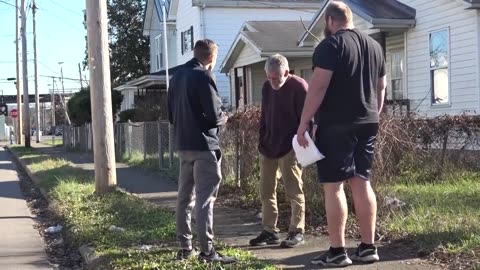 Pedo Into Beastiality Panics and Runs When Caught Meeting 11 Year Old (Charleston, West Virginia)