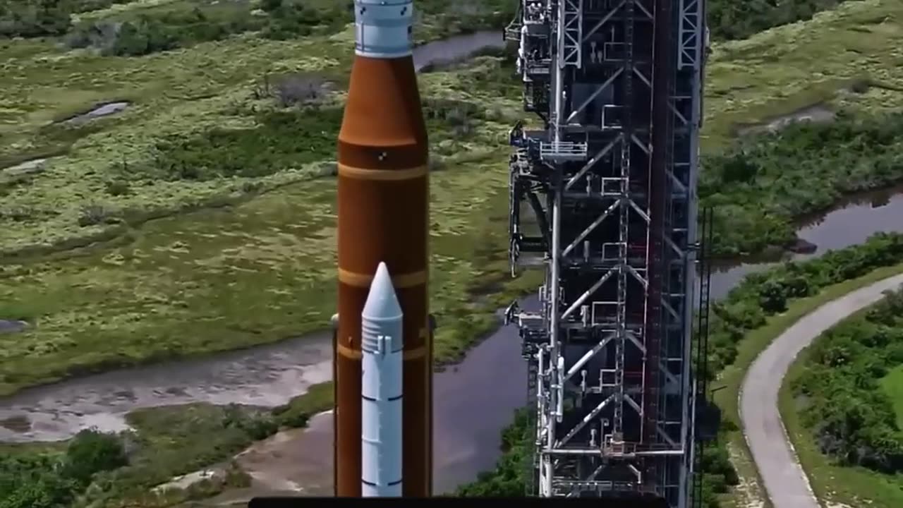 Why do the rockets have Orange colour_ 😳