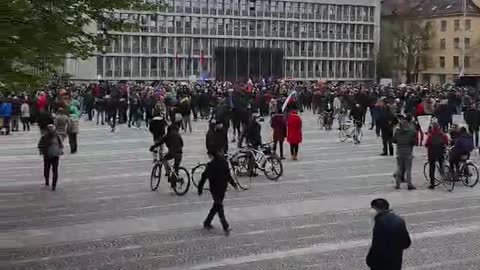 V živo s protesta v Ljubljani