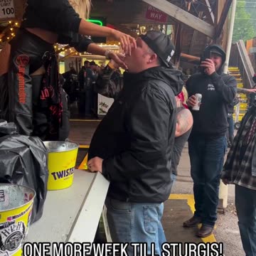 What a weird style of having high voltage alcohol drink