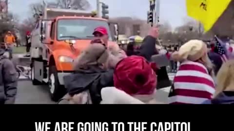 Obvious Fed Tries To Encourage Crowd To Enter The Capitol On Jan 5th And 6th