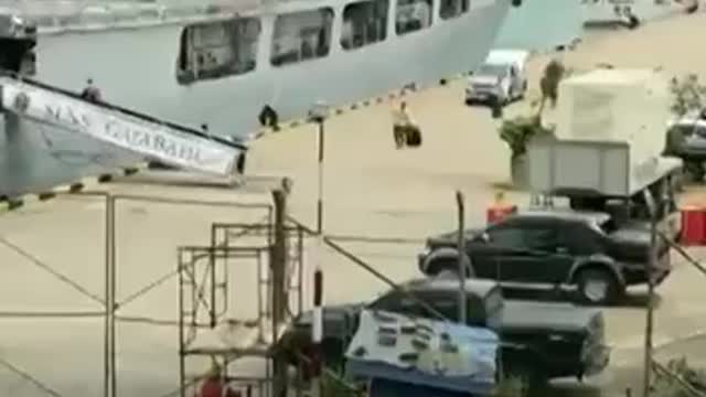 Footage of what is reported to be the Sri Lankan President fleeing the country.