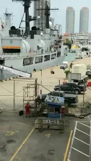 Footage of what is reported to be the Sri Lankan President fleeing the country.